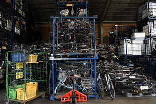 在 孤獨(dú)之國 日本,清理死者遺物成了一個熱門產(chǎn)業(yè)